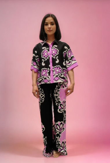 Wholesaler Lusa Mode - Shirt and pants set with original print