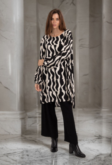 Wholesaler Lusa Mode - Tunic and pants set with linen-like fabric and striped print