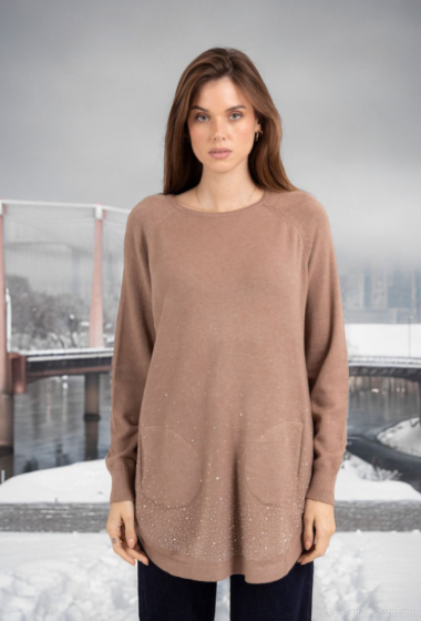 Wholesaler Lusa Mode - Long sweater with pockets and rhinestones