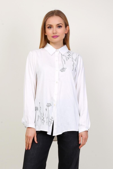 Wholesaler Lusa Mode - Plain embroidered tunic with long sleeves