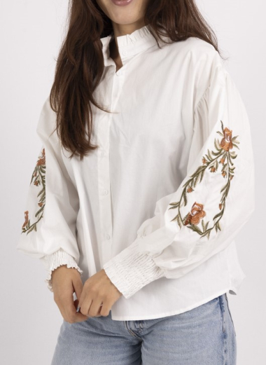 Wholesaler LUZABELLE - Shirt printed on the sleeves