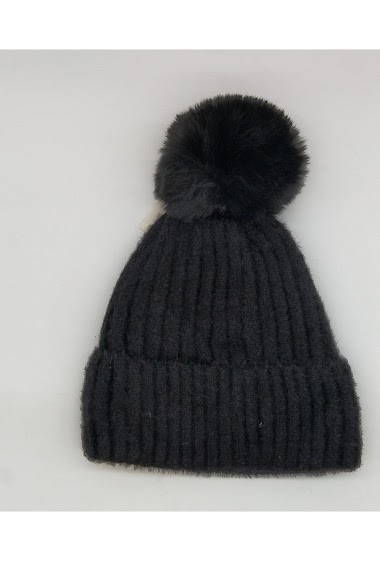 Großhändler LX Moda - Women's fur hat with pompom