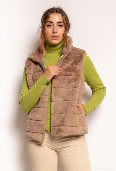 Wholesaler MAR&CO Accessoires - Plus size sleeveless fur vest