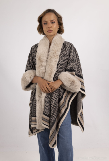 Grossiste MAR&CO - Poncho cape avec fausse fourrure imprimé