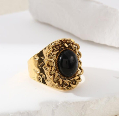 Grossiste Eclat Paris - Bague Dorée Large Avec Chaîne En Maillons Et Grosse Pierre Noire