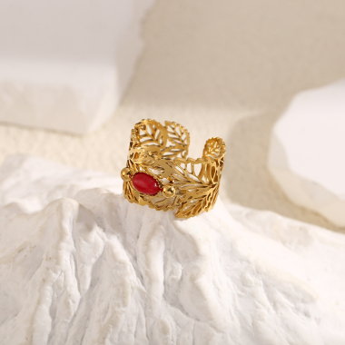 Mayorista Eclat Paris - Anillo con estampado de hojas doradas y piedra ovalada roja