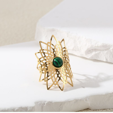 Grossiste Eclat Paris - Bague Dorée Motif Fleurs Multicouches Avec Pierre Malachite