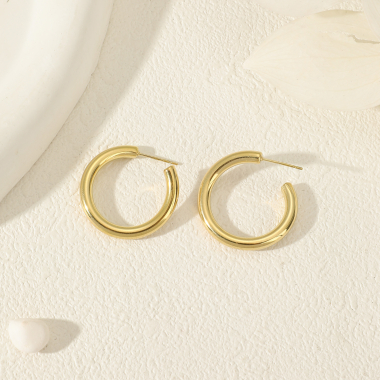 Wholesaler Eclat Paris - Gold Wavy Circle Earrings