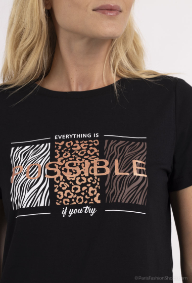 Grossiste M&G MONOGRAM - T-shirt à imprimé irisé "Everything is Possible"