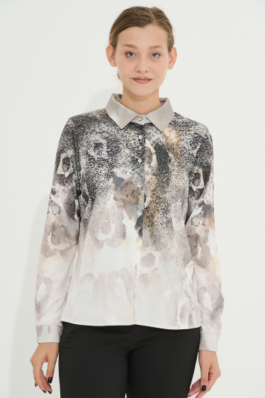 Wholesaler Missy Tekstil - Rhinestone print shirt