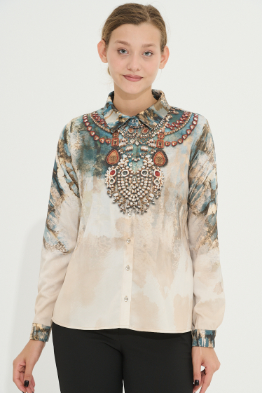 Wholesaler Missy Tekstil - Rhinestone print shirt