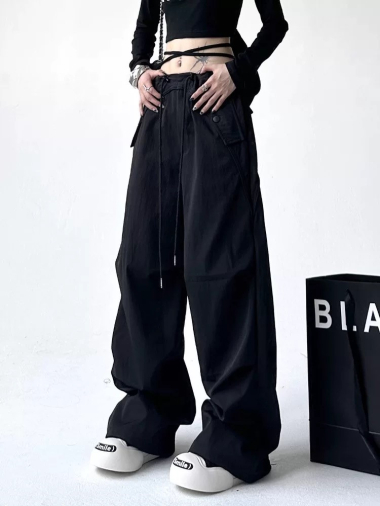 Wholesaler MW Studio - flowing pants in light canvas