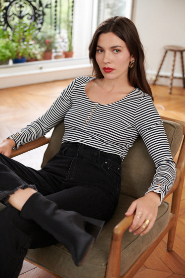 Wholesaler NATHAEL - Long-sleeved striped t-shirt, buttoned neckline