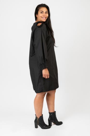 Grossiste Pomme Rouge Paris - Robe plissée black (C6608)