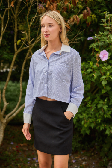 Wholesaler Rosa Fashion - Short pinstriped shirt