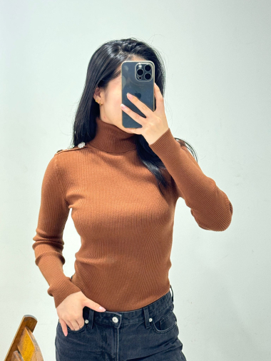 Wholesaler Rosy Days - Turtleneck sweater with decorative buttons