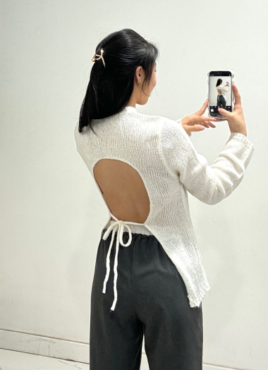 Wholesaler Rosy Days - Lace-up backless knit sweater