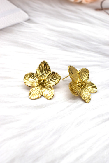 Wholesaler Rouge Bonbons - Stainless steel flower earrings