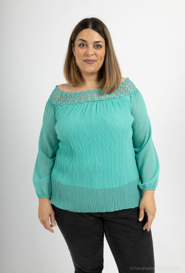 Großhändler RZ Fashion - Bluse mit Spitzenkragen