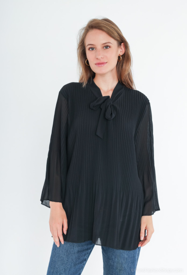 Grossiste RZ Fashion - Blouse plissée avec col à nouer