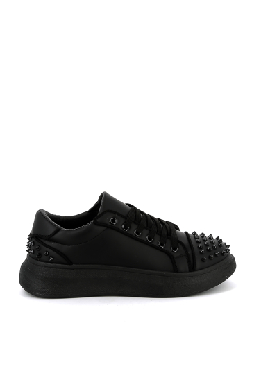 Wholesaler UOMO design - Men's Studded Sneakers