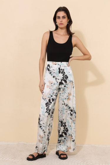 Wholesaler Van Der Rock - Basic wide pants in fluid printed fabric