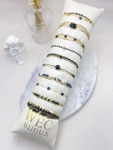 Großhändler WEC Bijoux - SET AUS 8 STAHLARMBÄNDERN MIT STEIN + PUDDING