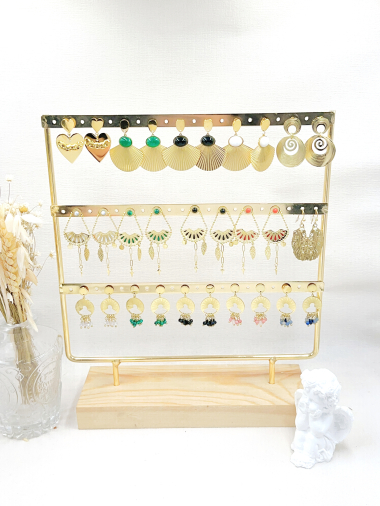 Grossiste WEC Bijoux - LOT DE 15 BOUCLES D'OREILLES EN ACIER INOXYDABLE+PRESENTOIR