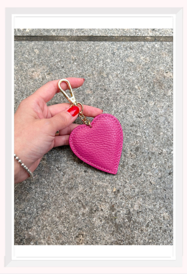 Wholesaler Z & Z - Heart-shaped leather key ring