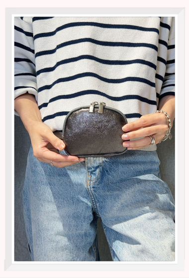 Wholesaler Z & Z - Single pocket iridescent leather coin purse