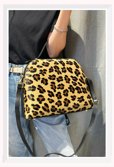 Wholesaler Z & Z - Leather handbag with animal pattern hair detail