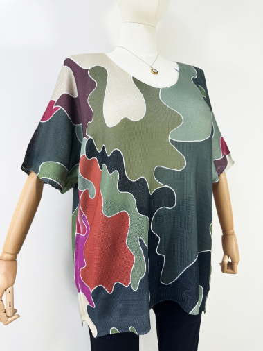 Wholesaler Zafa - LARGE SIZE Top, V-neck, short sleeve, knitted with print.