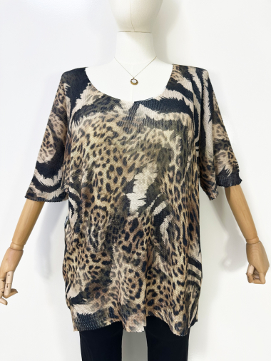 Wholesaler Zafa - LARGE SIZE Top, V-neck, short sleeve, knitted with print.