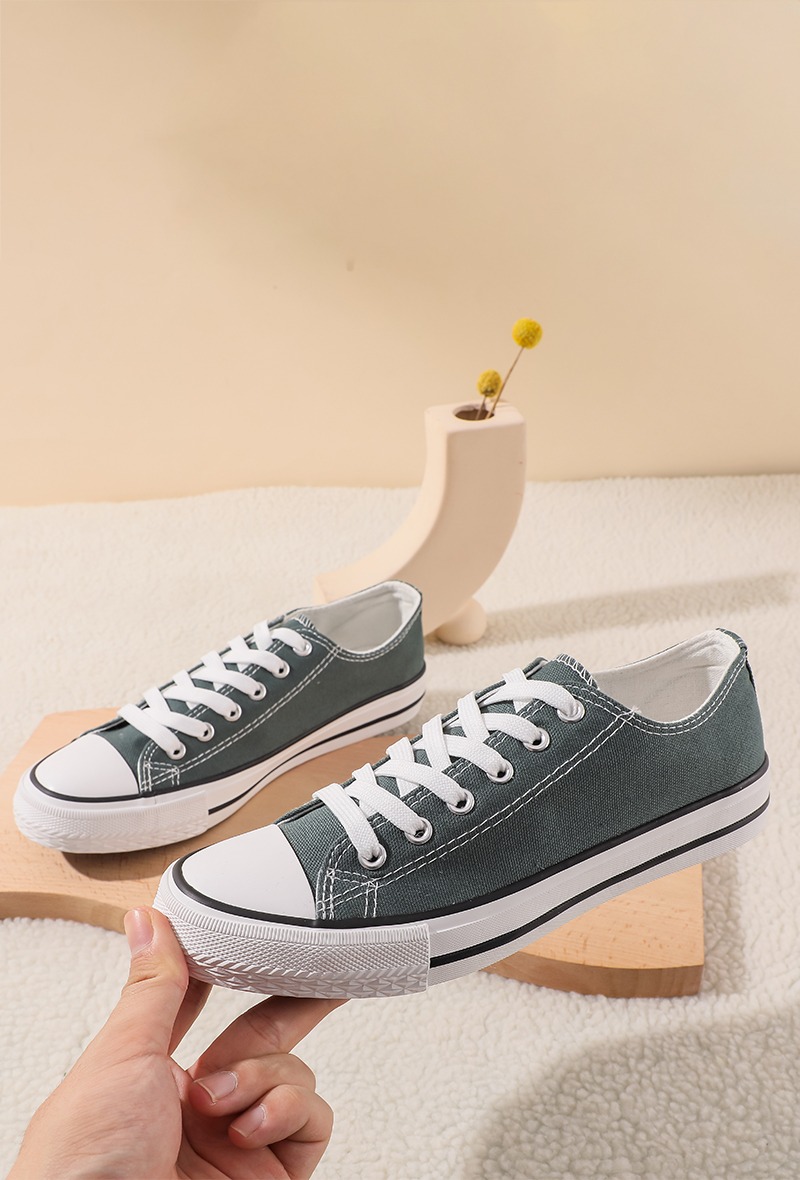 Women s classic canvas sneakers Nuances Verte Rock and Joy