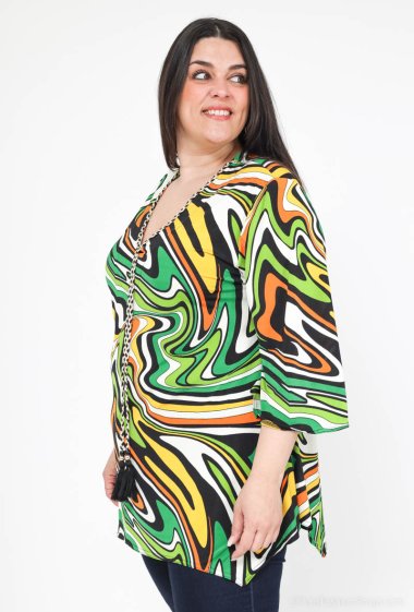 Wholesalers 2W Paris - Printed blouse with 3/4 flared sleeves