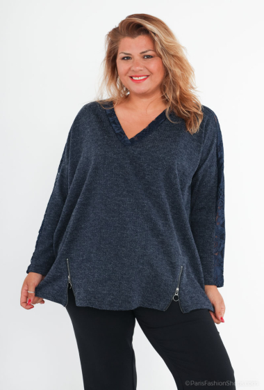 Wholesaler 2W Paris - Batwing Sleeve Sweaters with Lace V-Neck