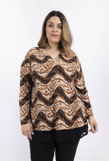 Wholesaler 2W Paris - Printed tunic with V-neck lace