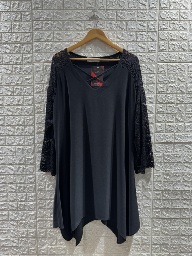 Wholesaler 2W Paris - Tunic and crossed straps with lace sleeves