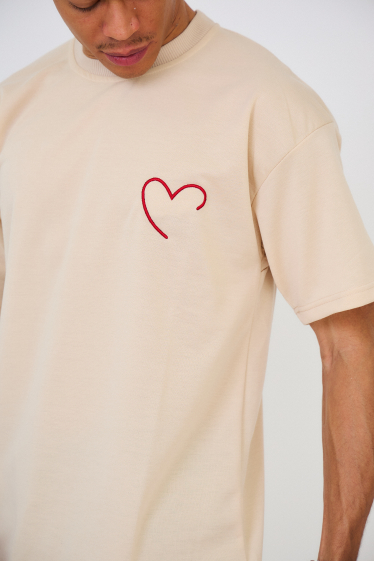 Mayorista Aarhon - Camiseta con bordado de corazón