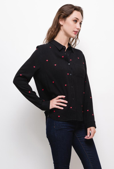 Wholesaler ABELLA - Shirt with embroidered hearts