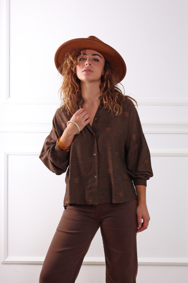 Wholesaler Adilynn - Embroidered shirt with buttons