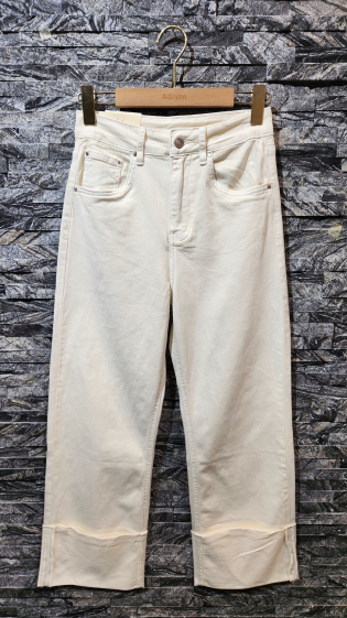 Großhändler Adilynn - Gerade Jeans mit Bündchen, fünf Taschen, Reißverschluss und Knopfverschluss