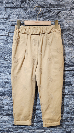 Grossiste Adilynn - Pantalon avec broderie, poches latérales et arrière, taille élastique