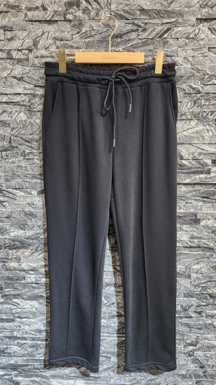 Grossiste Adilynn - Pantalon jogging avec cordon, taille élastique, deux poches latérales