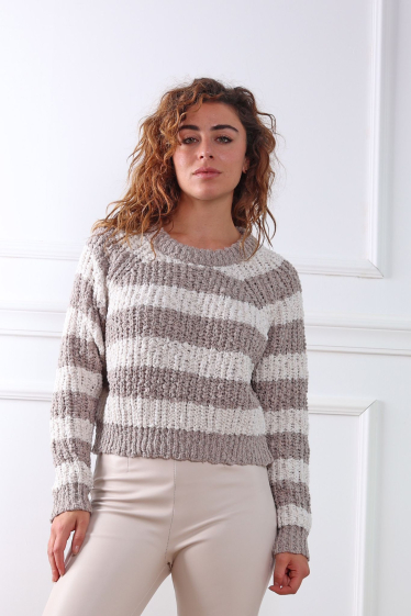 Wholesaler Adilynn - Striped knit sweater with round neck