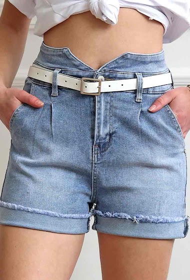 Grossiste Adilynn - Short en jeans avec ceinture