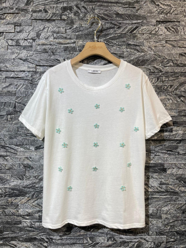 Wholesaler Adilynn - T-shirt with embossed daisies, round neck, short sleeves