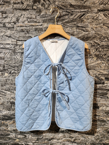 Wholesaler Adilynn - Quilted sleeveless jacket with bows