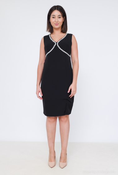 Wholesaler Afinity - Plain beaded straight dress