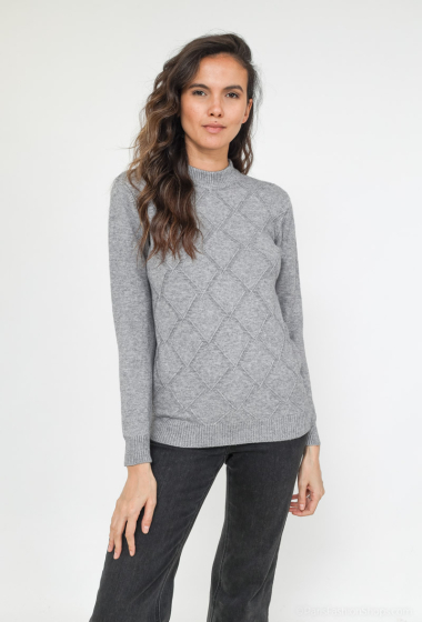 Wholesaler AISABELLE - A thick round-neck sweater with a check pattern